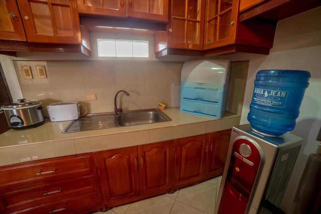 Jenjen'S House Rental Lapu-Lapu City Esterno foto