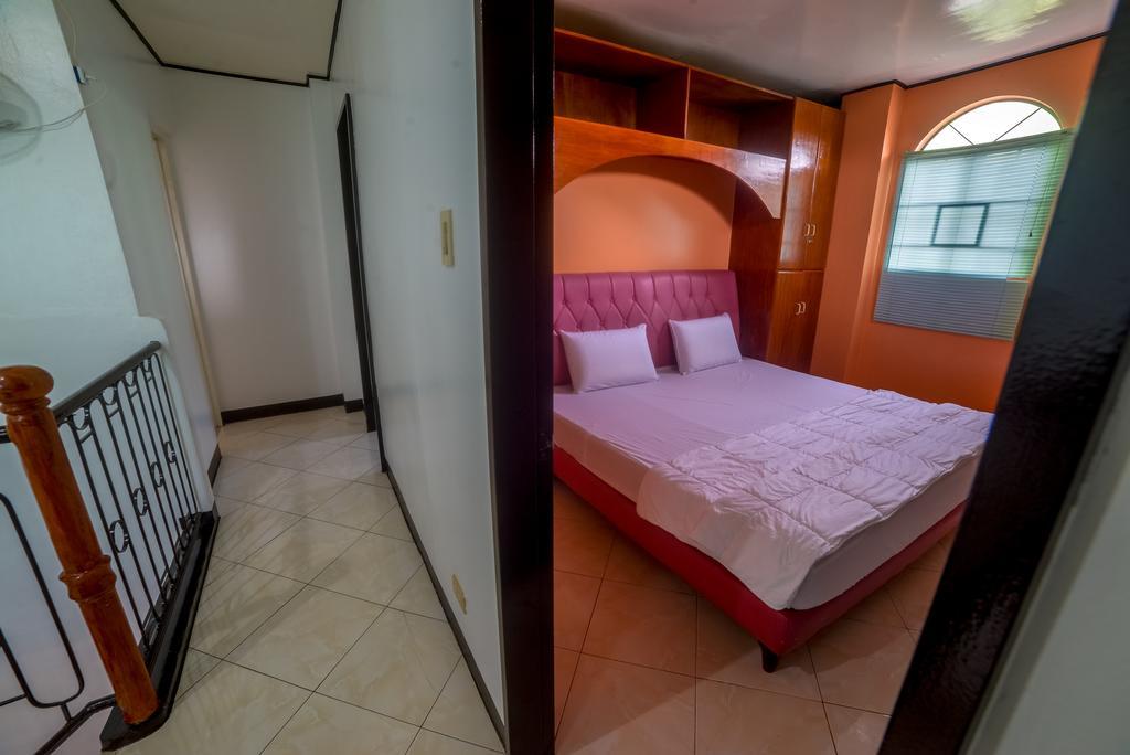 Jenjen'S House Rental Lapu-Lapu City Esterno foto