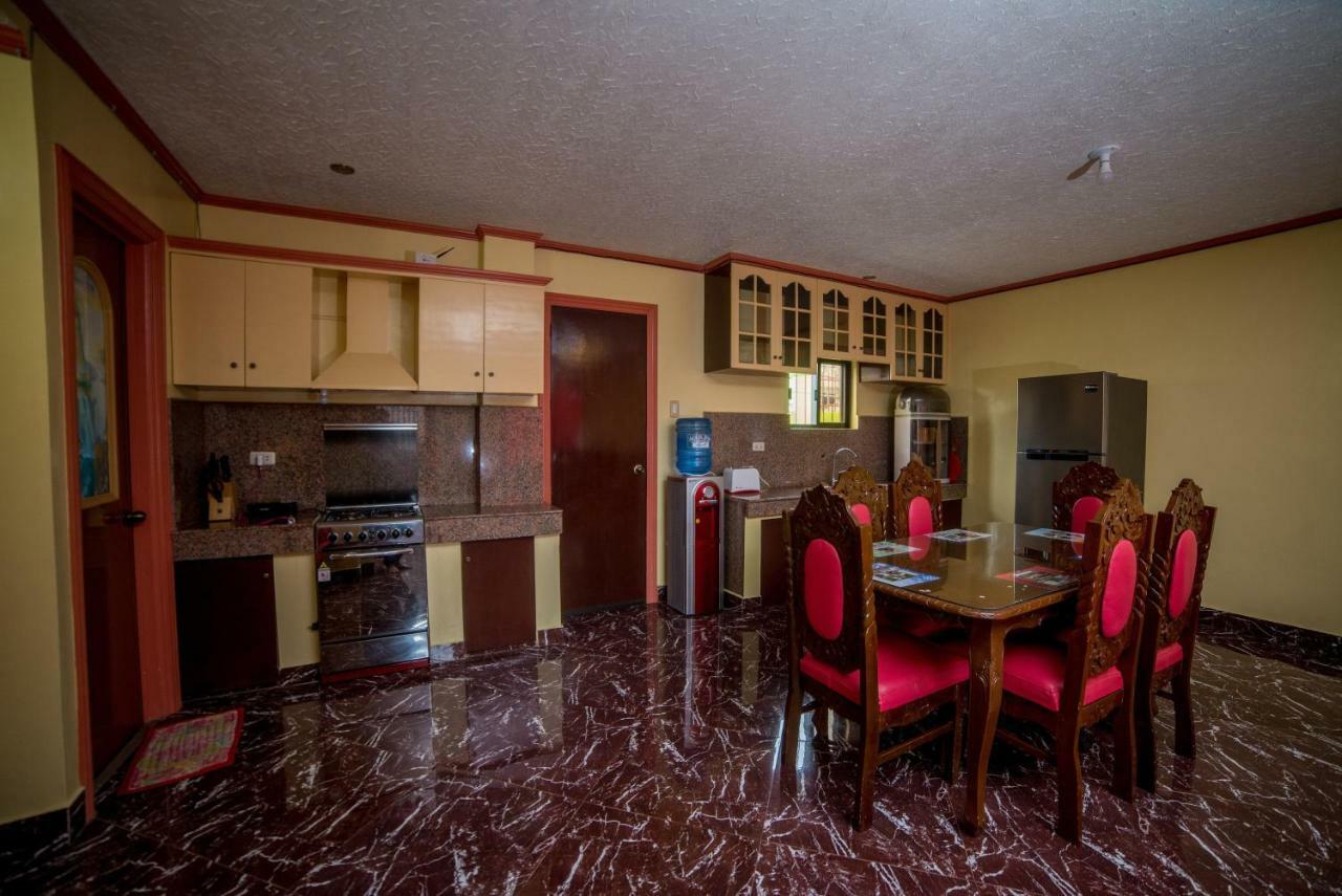 Jenjen'S House Rental Lapu-Lapu City Esterno foto